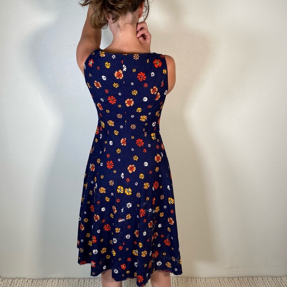 Vintage 80s Mod Floral Button Front Midi Dress - Picture 4 of 12